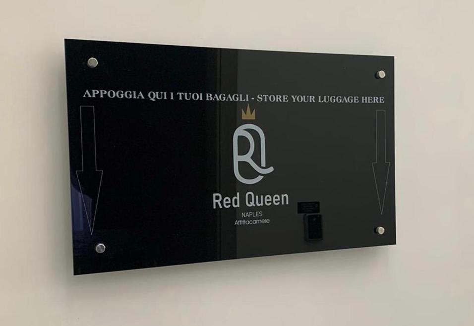 Red Queen נאפולי מראה חיצוני תמונה